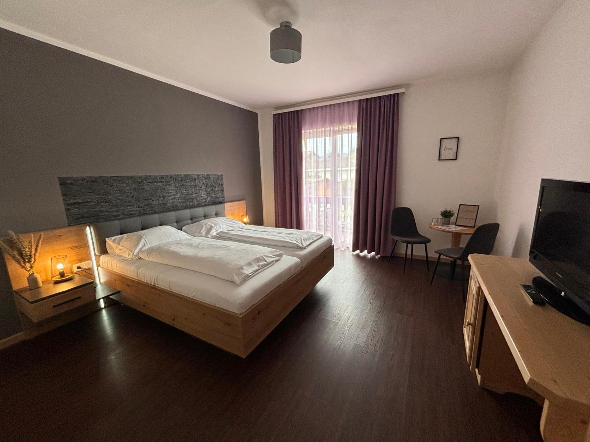 Pension Hoogerland Velden am Wörthersee Exteriör bild